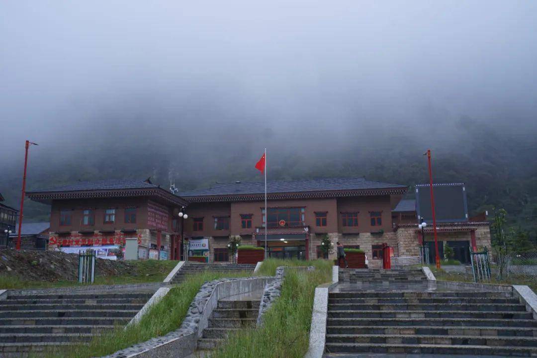 玉麦乡:紧贴中印实控线,3个藏族村民守住的国土,如今美成公园_中国