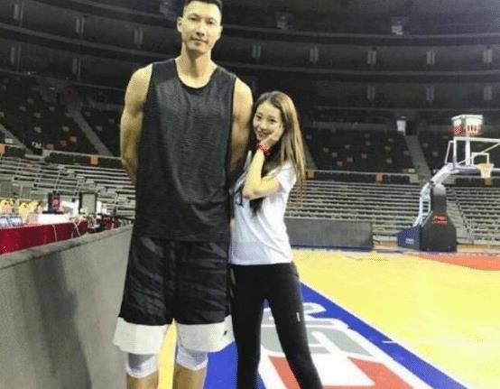 吴迪_球员_朱芳雨