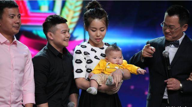 奥运冠军龙清泉现状:练举重20年今跨界赛车,30岁已有两个儿子!