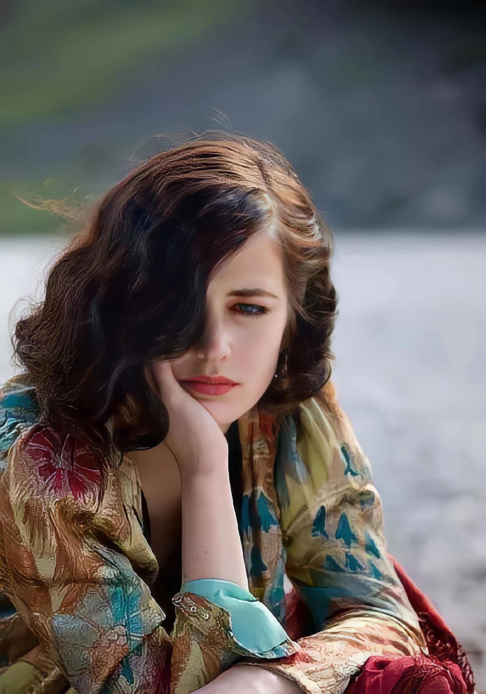 美丽动人,哪怕是心如蝎子的坏女人,也让"心狠手辣的老男人"深深着迷