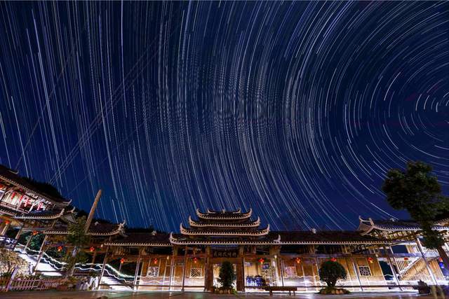 湖南避暑纳凉的高山酒店，夜晚抬头望星空，风景太美了