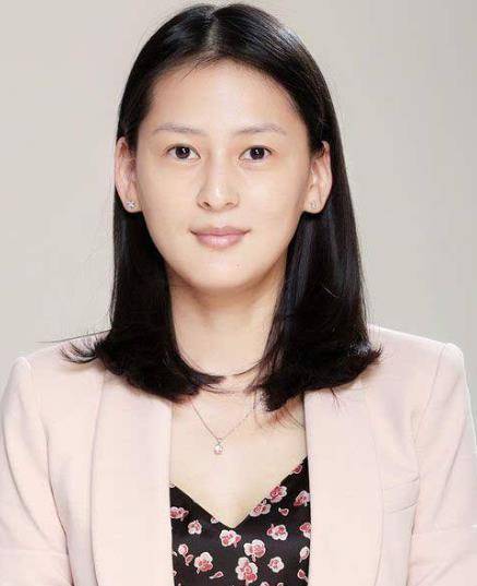 金牌制片人黄澜:因父亲一句话而改变,念念不忘92岁的画家老师_生活