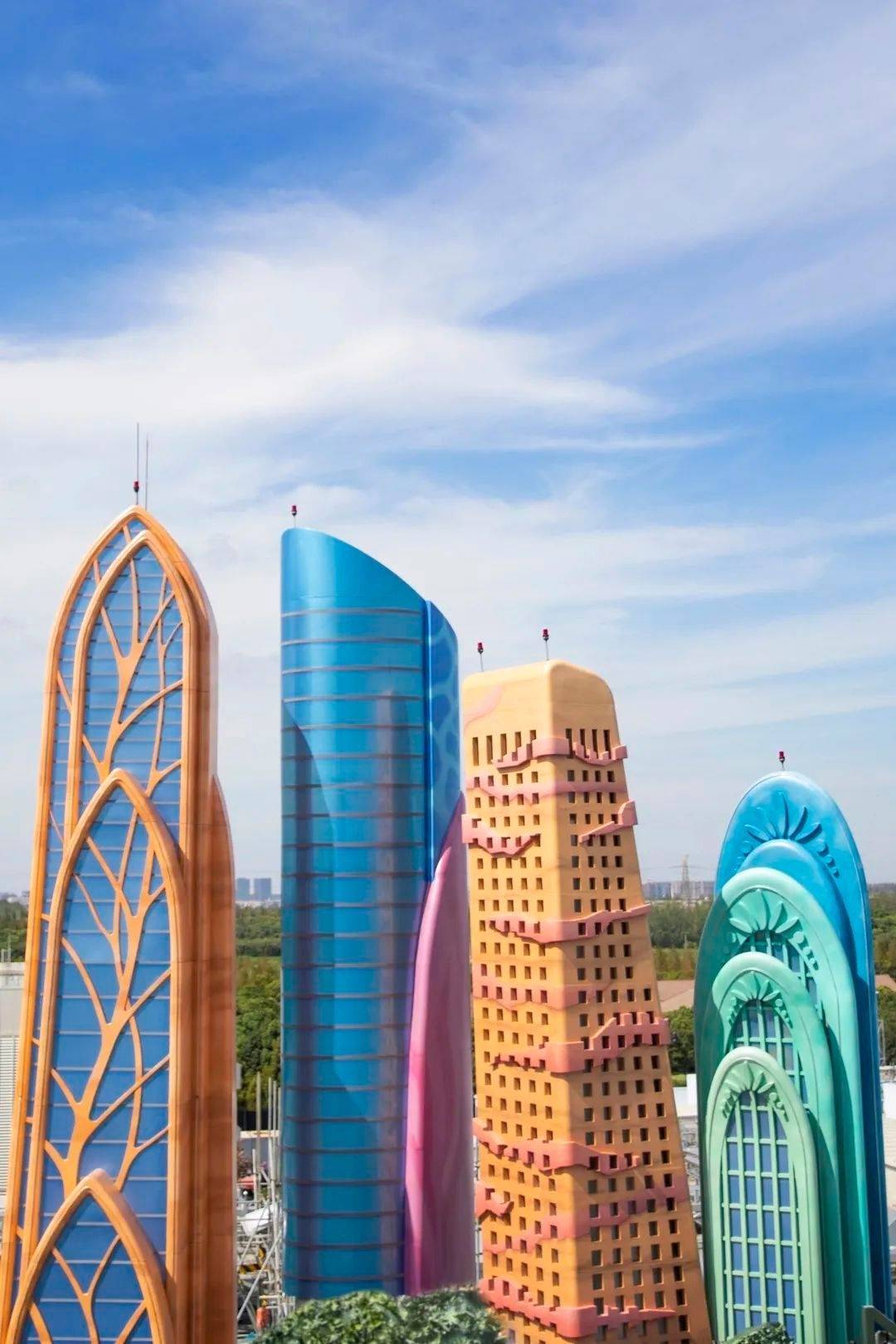 尼克和朱迪在上海的新家正逐渐成形疯狂动物城主题园区细节揭晓_乐园