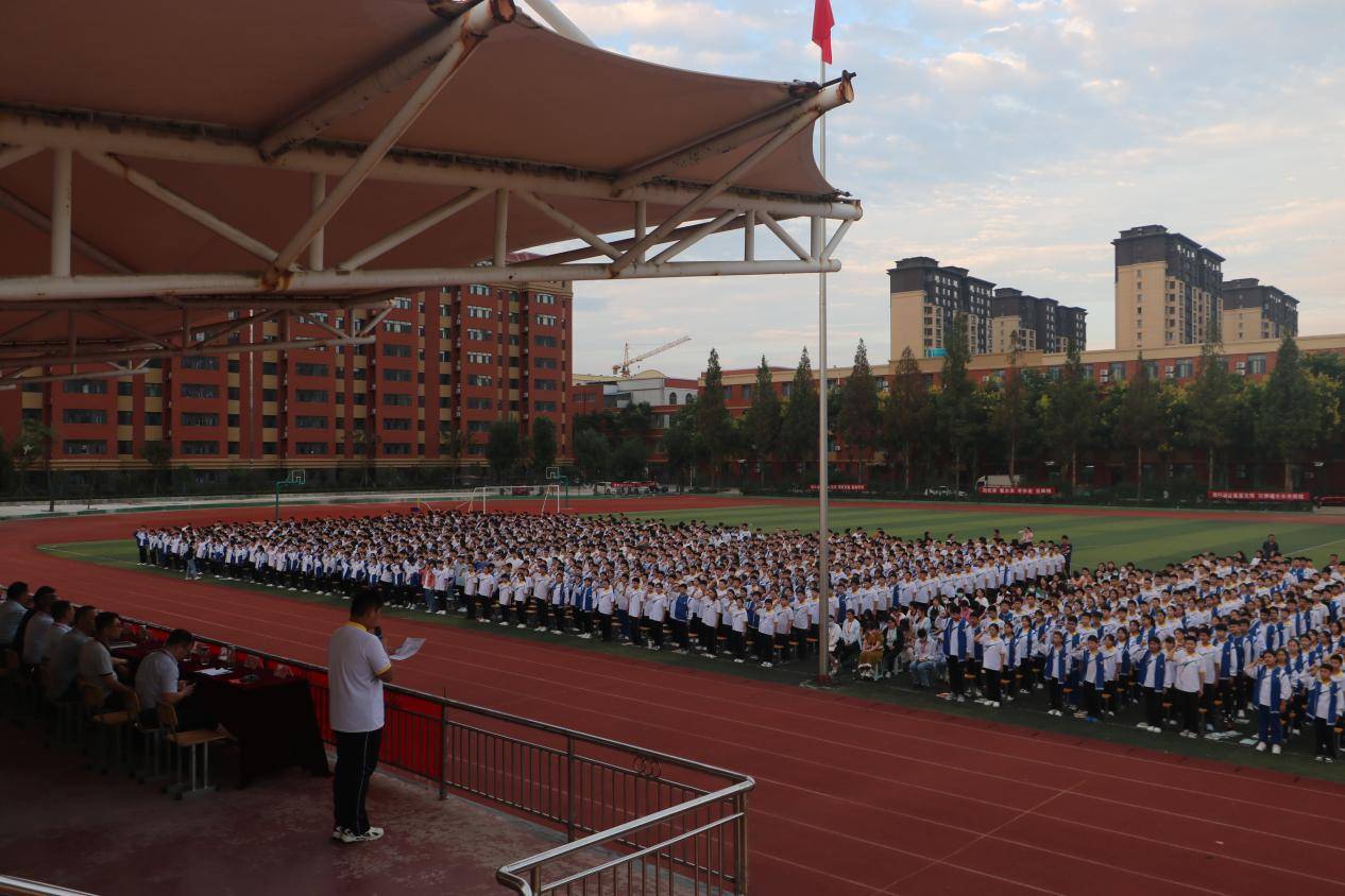 学常规 成习惯 抓细节 铸品质—滕州市善国中学初中部行为规范养成