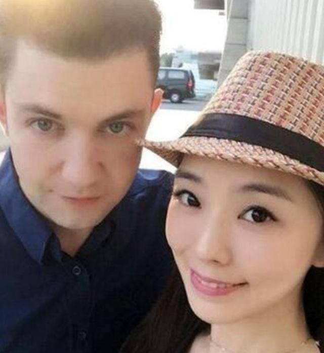 2017年,赖芊合终于面对媒体谈及现男友,表示戎祥去世后她才与现在的