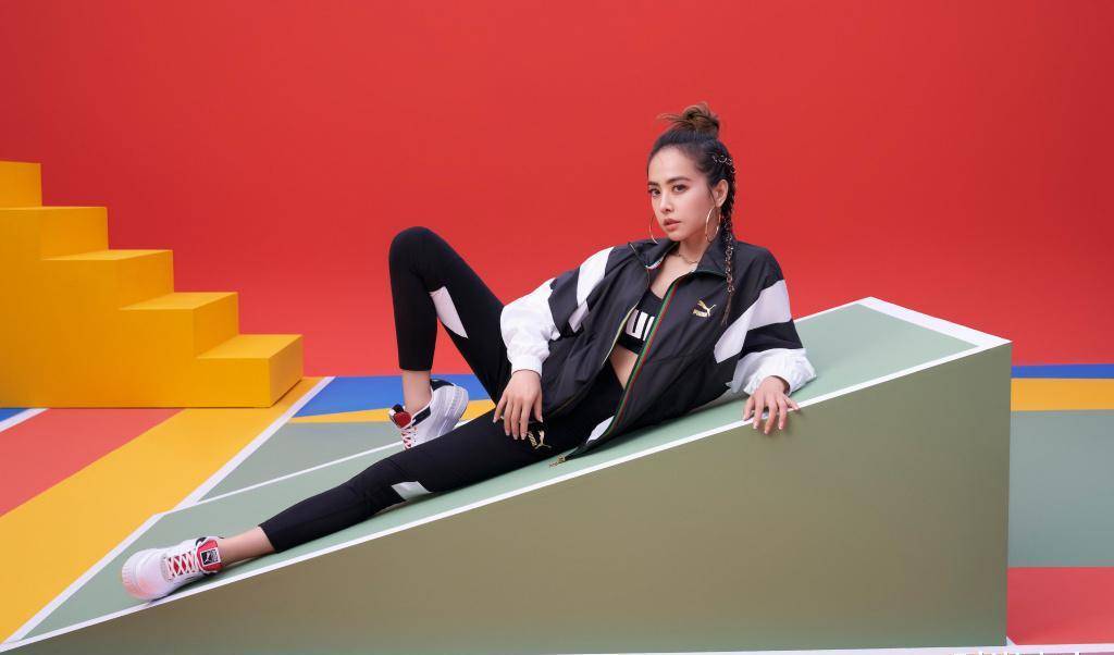 蔡依林身材美丽得真好,年近40岁穿紧身运动装,双腿线条太完美_白色