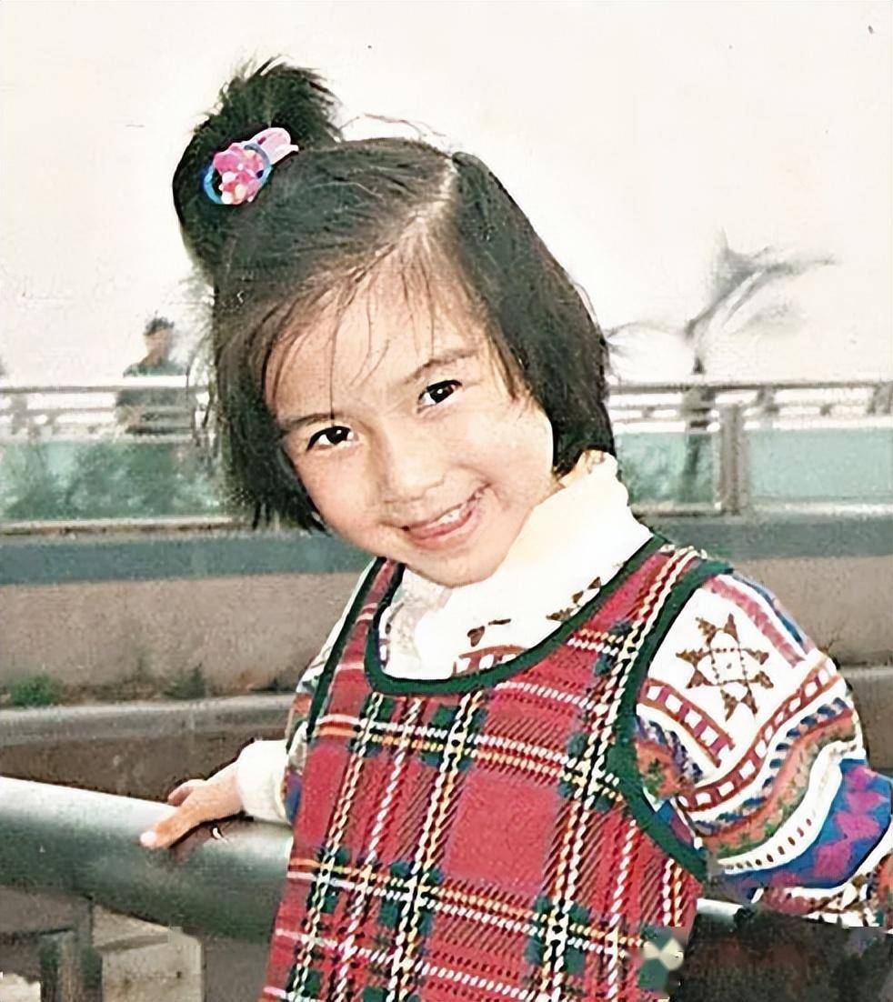 baby的上位史,原来她背后的"神秘大佬"功不可没_杨颖_熊黛林_kim