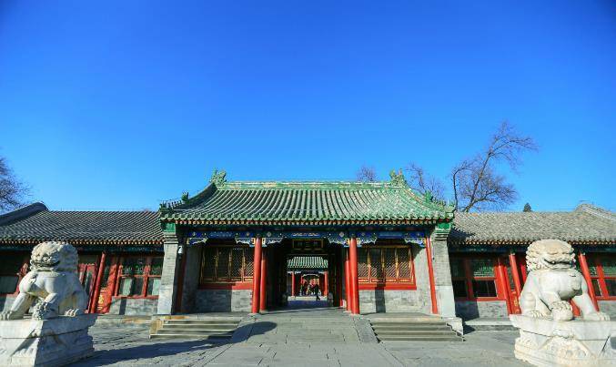 北京豪宅“恭王府”，历经三任主人，曾是和珅的府邸