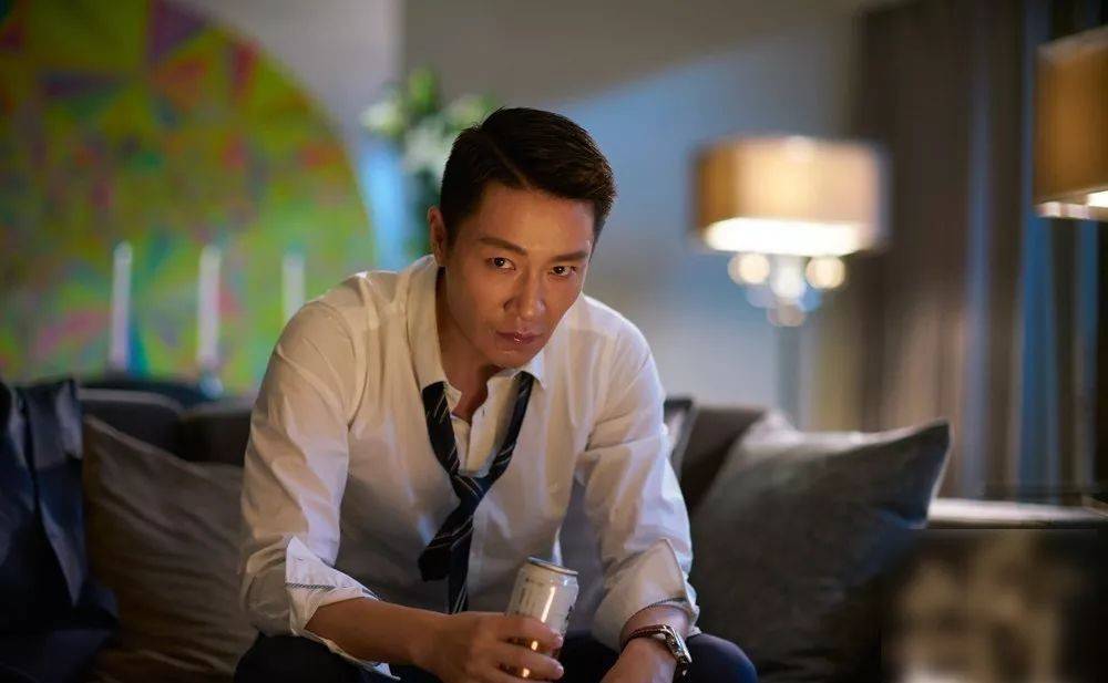 实力派演员李宗翰戏红人不红低调无绯闻至今单身