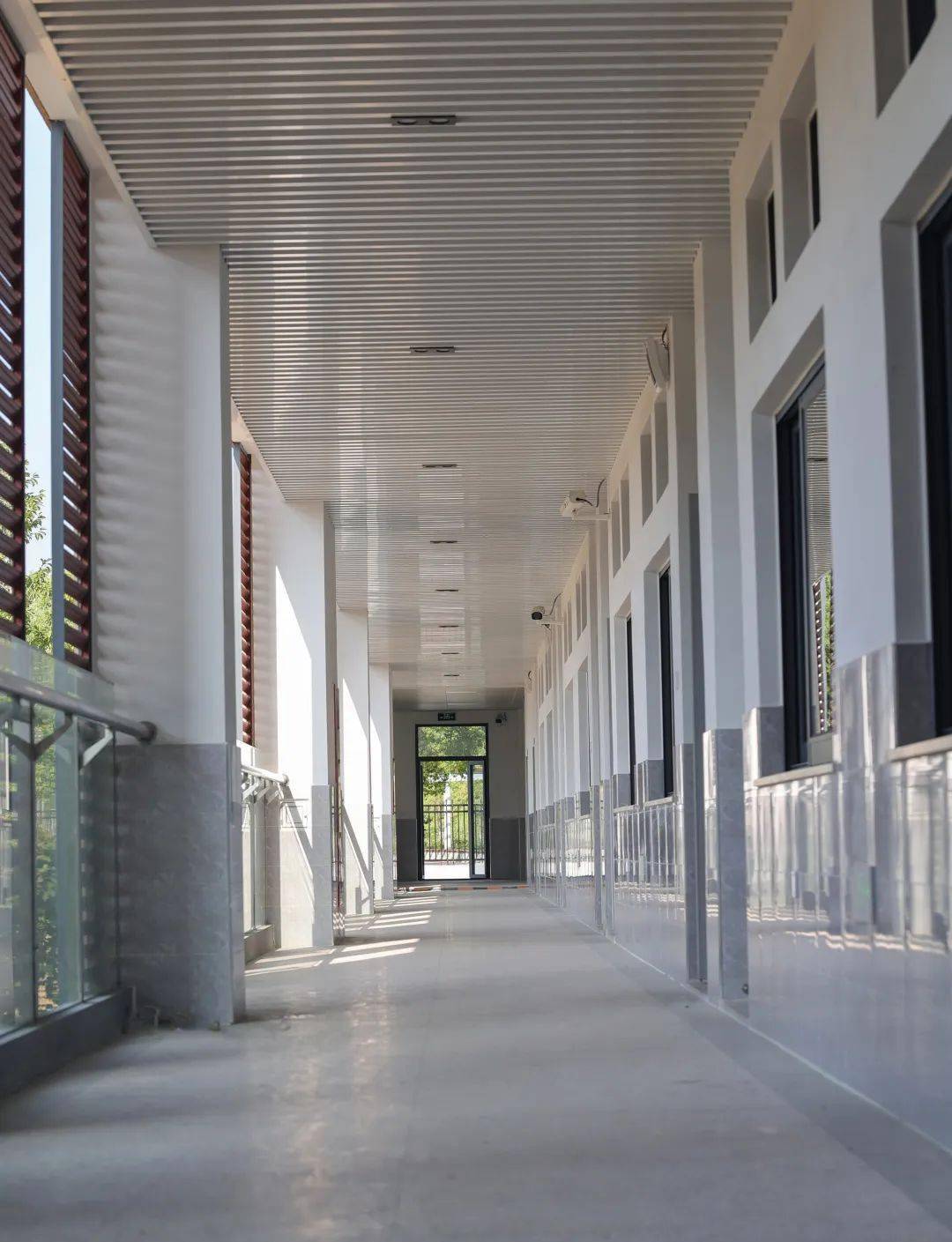 新校新貌丨上海师范大学附属青浦实验中学9月迎来首批新生,在"幸福