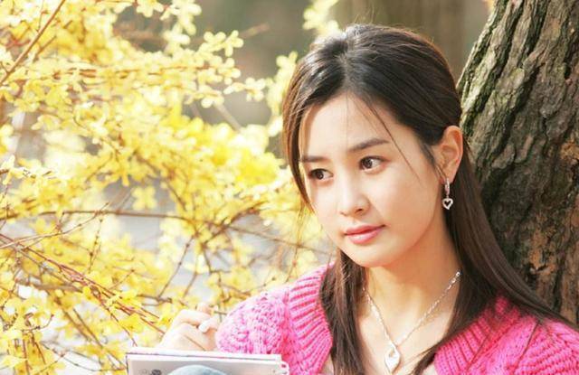 李多海:与当红男偶像谈恋爱,分手后整容成瘾变面瘫_女孩_seven_李易峰