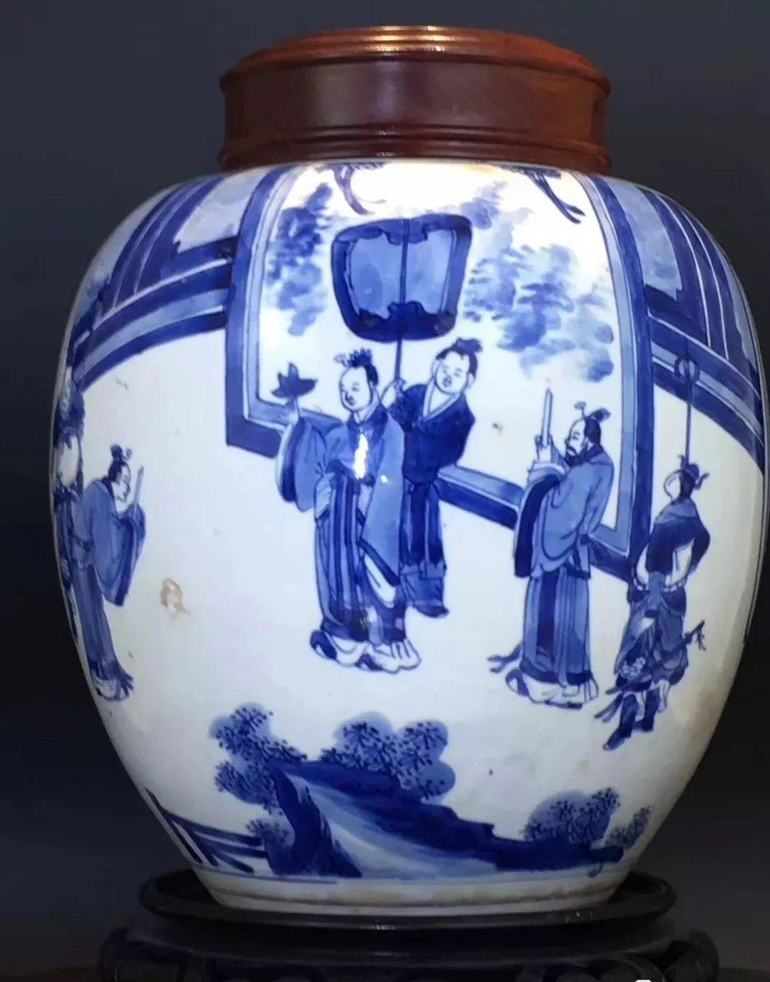 点击上方"头等收藏