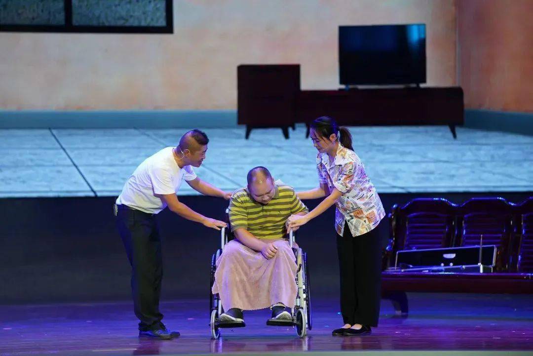 文化馆选送单位:缙云县化和广电旅游体育局编 剧:杨洪峰导 演:吴利华