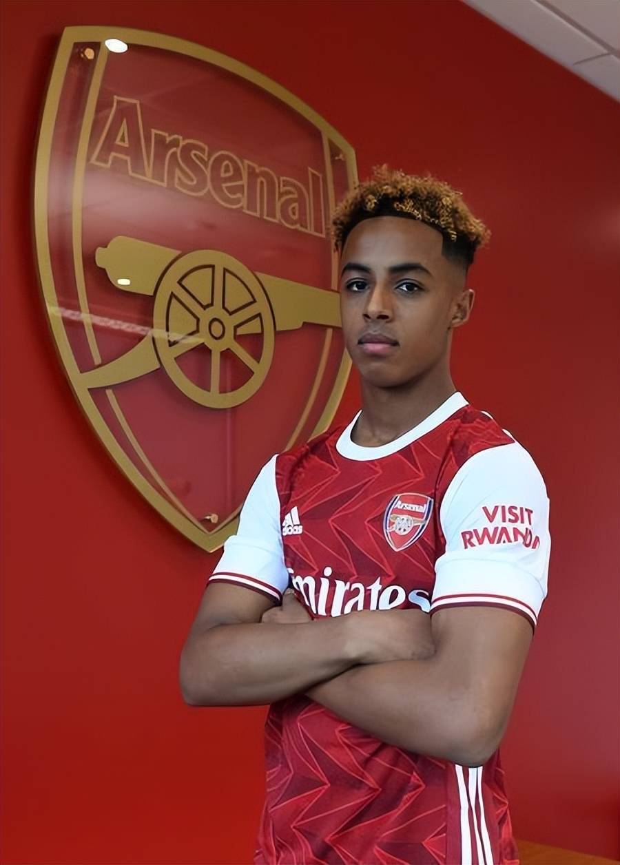 先后经历过科巴姆与科尔尼的妖星_阿森纳_比赛_青年队