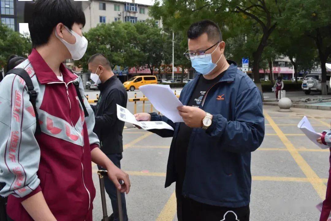 辽阳一职专女孩图片