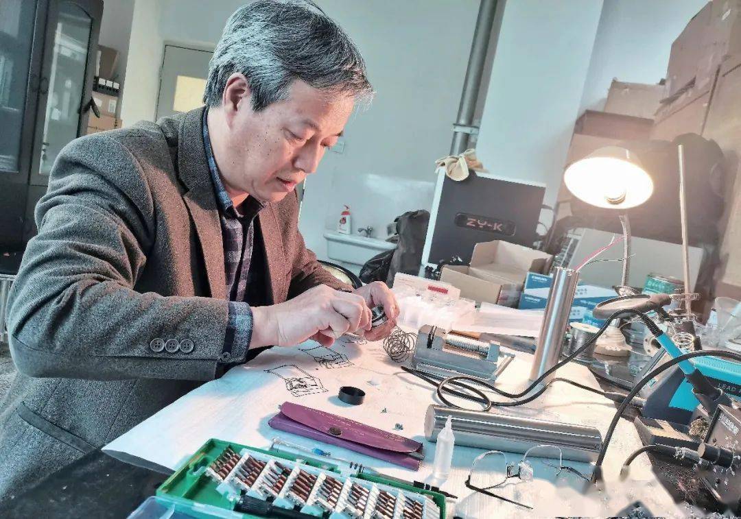 26年坚守实验台,这就是兰大人的工匠精神!_张宇_中子_技术