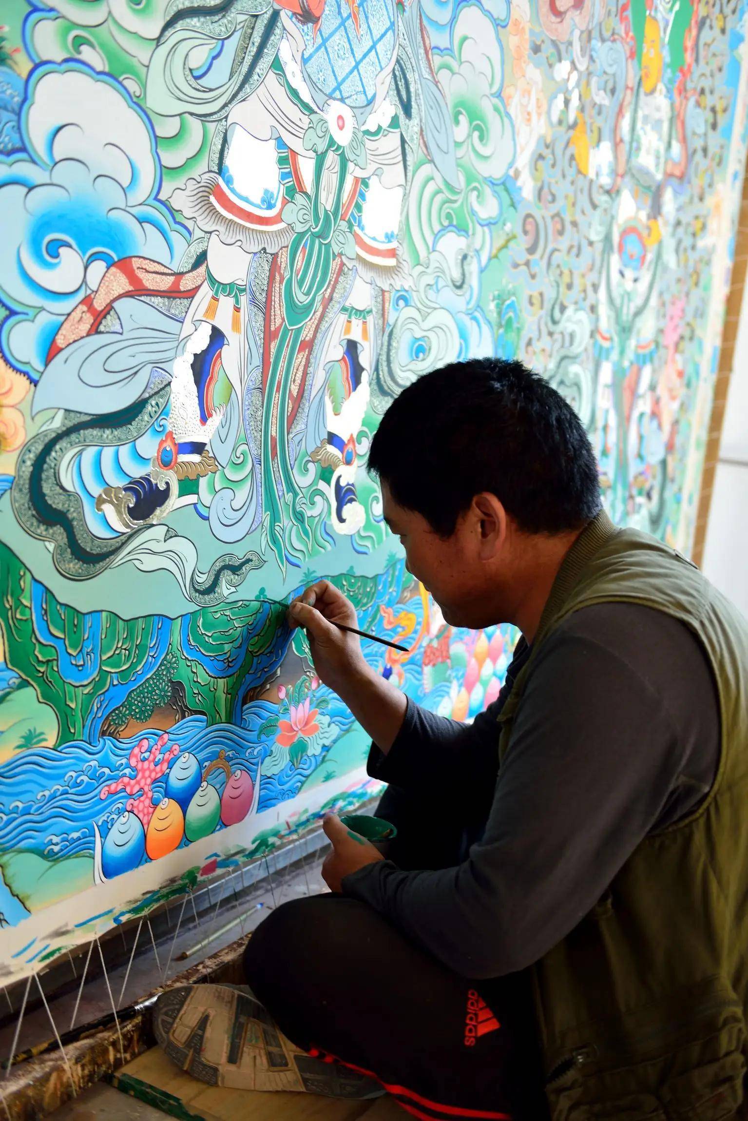 点击输入图片描述(最多30字)你要站在公平的角度去看,夏吾才郎工作室