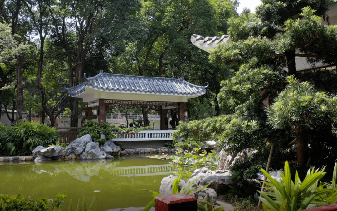 流沙人民公园修缮完成 已重新开放_红色_广场_纪念碑