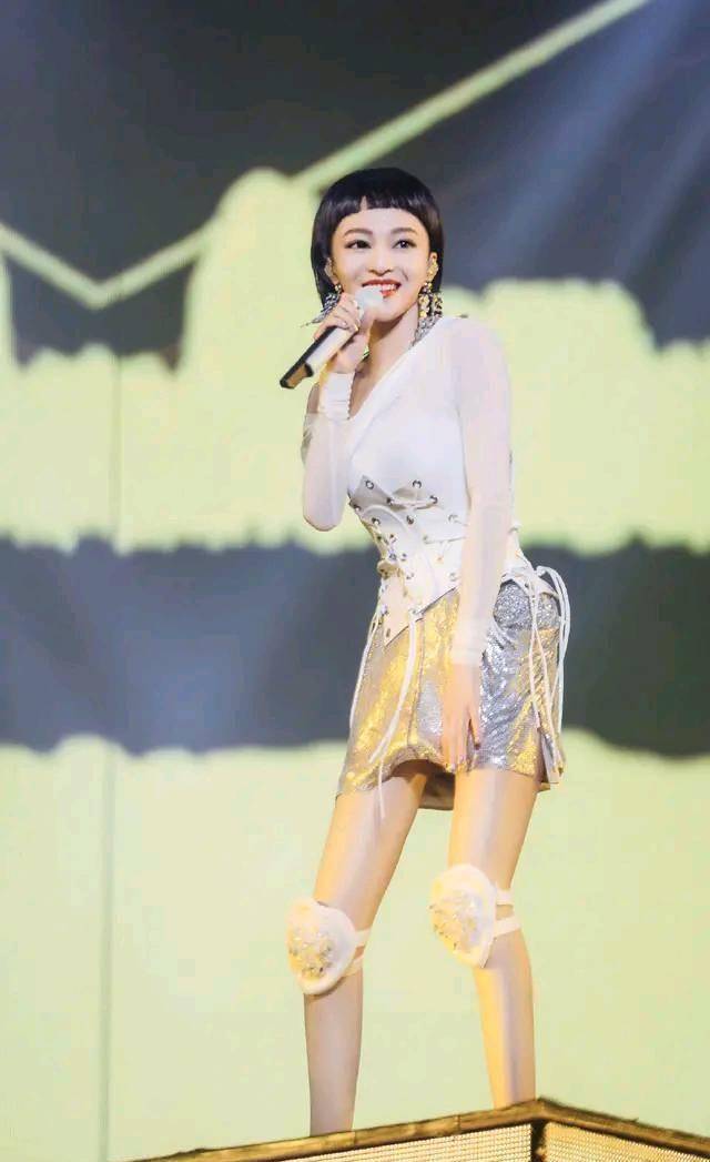 张韶涵的人生经历,真是让人心酸,用了7年终于靠自己再次翻红_时间