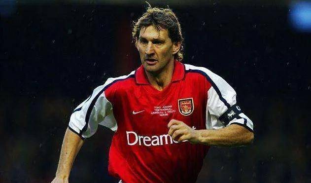 足坛五大"一人一城":鞠躬尽瘁,死而后已,个个是足坛诸葛亮_巴萨_瑞恩