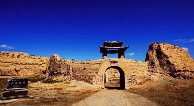甘肃有座“沙漠龟城”，历经400多年沧桑，是明代典型的军事要塞