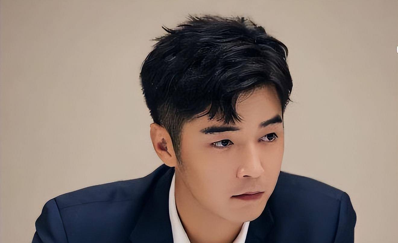 《她们的名字》编剧:金世佳与角色"覃天"的适配度300%起步_剧中_实力