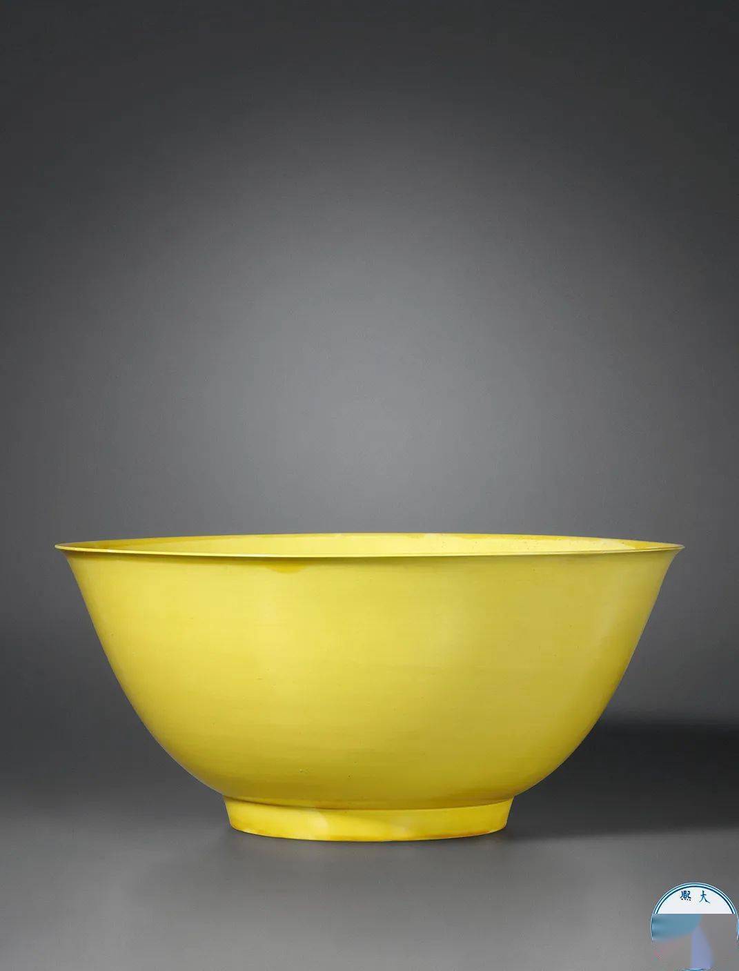 中汉拍卖:一波康熙单色釉御瓷赏析_拍品_柳叶瓶_釉色