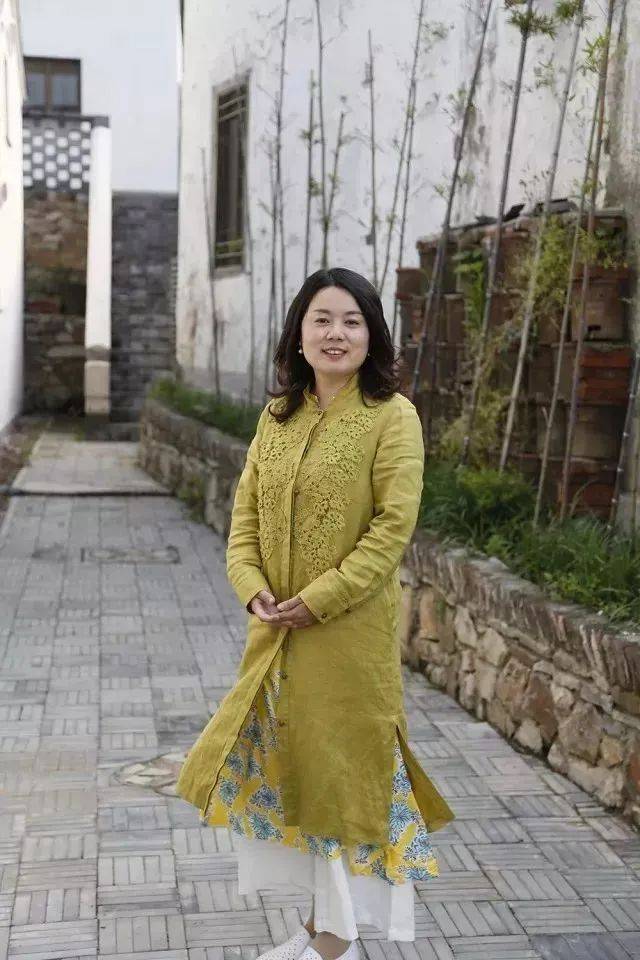 乔掌柜紫砂宜兴:"梅王"朱炳浩爱女,高工【朱芊芊】,刀走砂间,境由心造