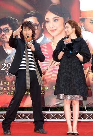 2008年的一次飞行途中,30岁的吴佩慈邂逅了马来西亚富豪peter chen.