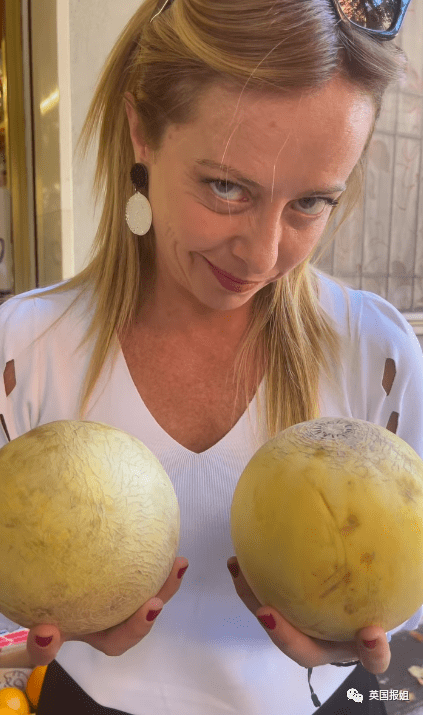 草根金发女郎成意大利首位女总理!