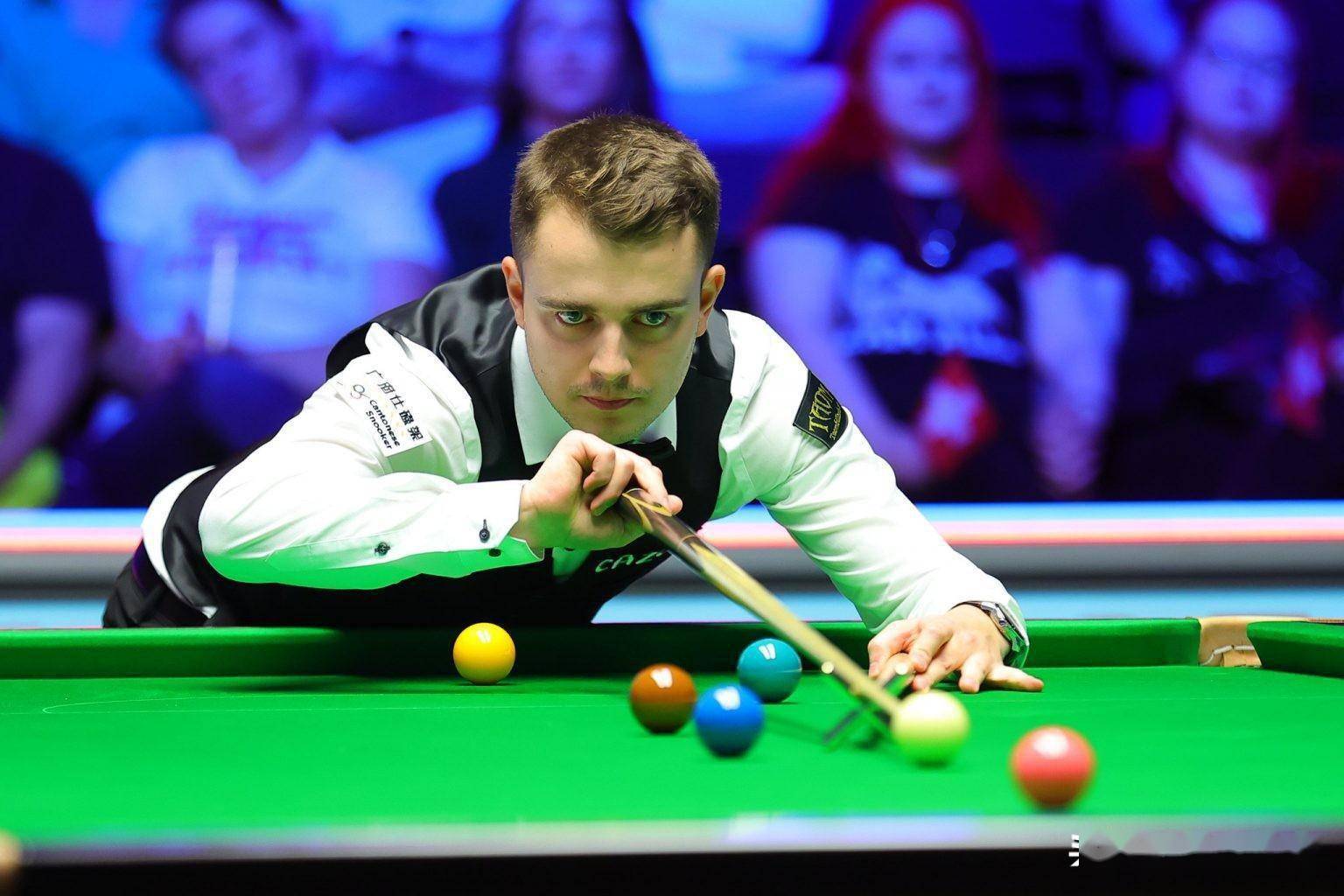 英国公开赛奥沙利文一轮游金左手希金斯速胜 赵心童颜丙涛晋级_比赛