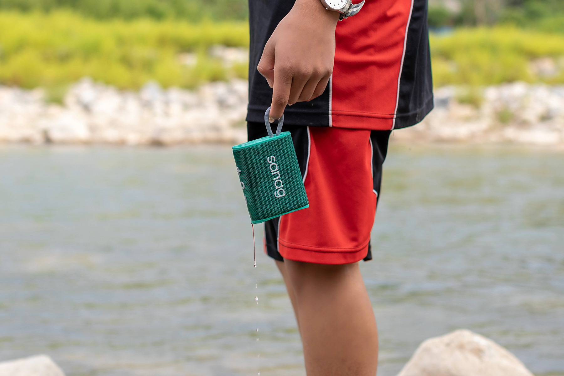 户外音箱怎么选?颜值、便携、音质、防水、续航哪个更重要?