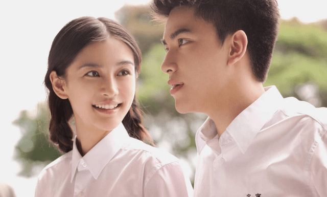 杨颖自爆弟弟很温柔,宋祖儿求搭线,看清弟弟正脸:不进圈可惜了_杨帆