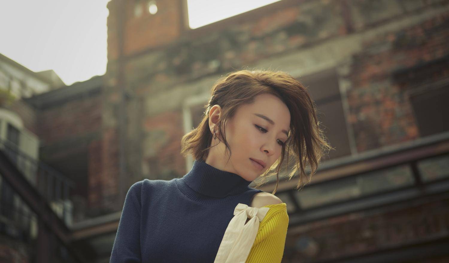 黄雅莉16岁出道,30岁依旧为梦前行,不负自己,不负韶华_梦想_星空_舞台