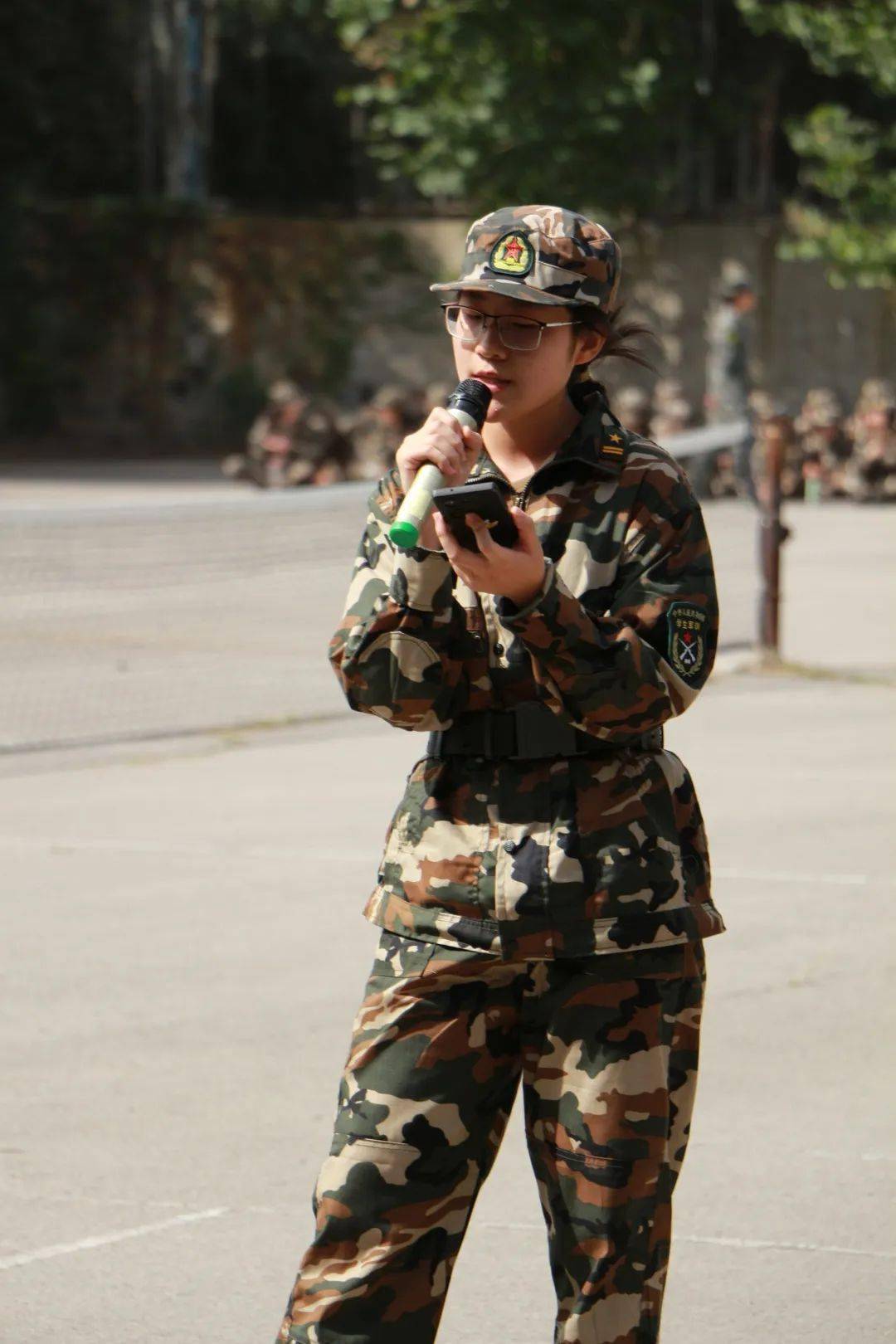 蜕变 成长 | 热血迷彩绿 青春正当时_青年人_少年_张嘉琳