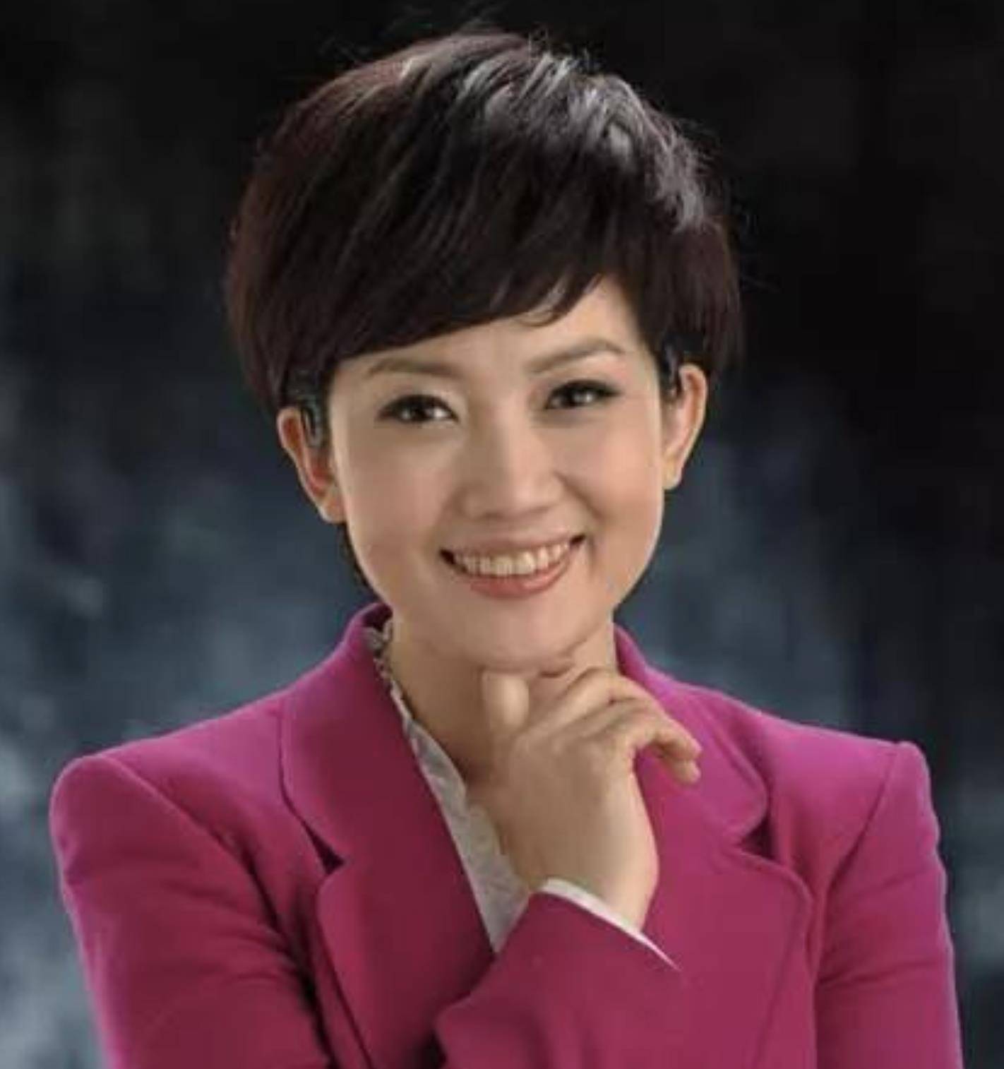 央视财经女主持人雨菲(央视财经女主持人雨菲简介)
