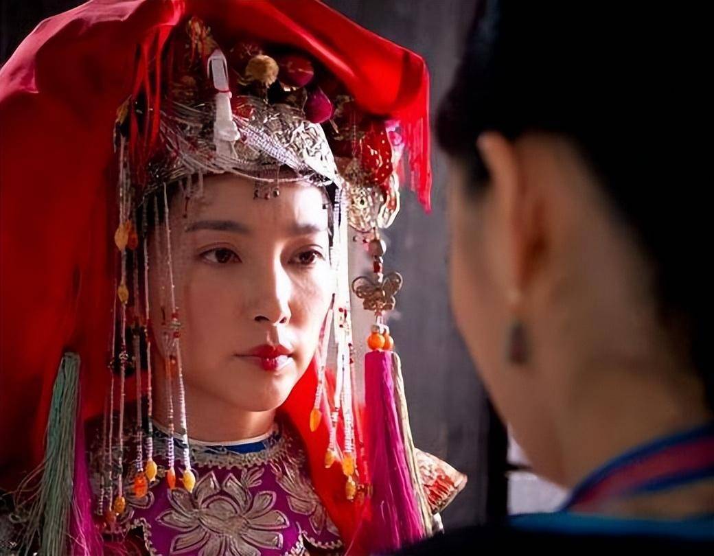 替考,姐妹谈恋爱就绝交,《雪花秘扇》的尴尬闺蜜情,你感动吗?