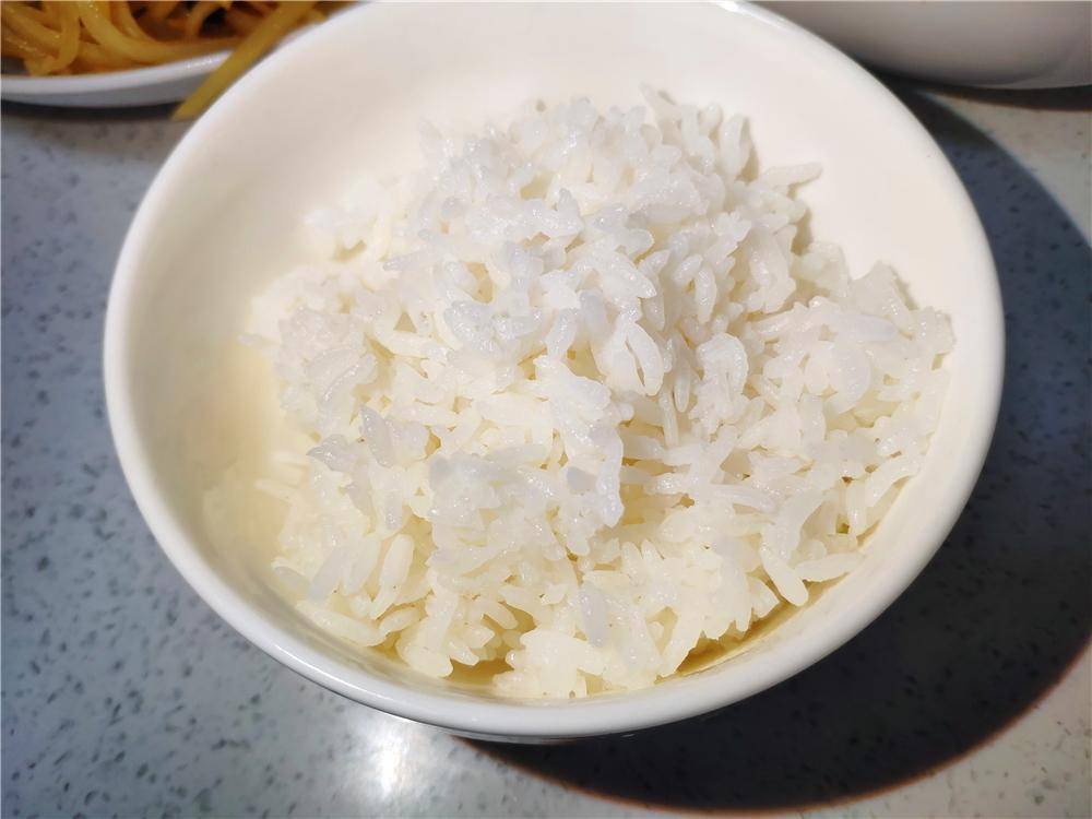 米家智能快煮电饭煲5L:28分钟一键快煮,5L大容量全家齐享