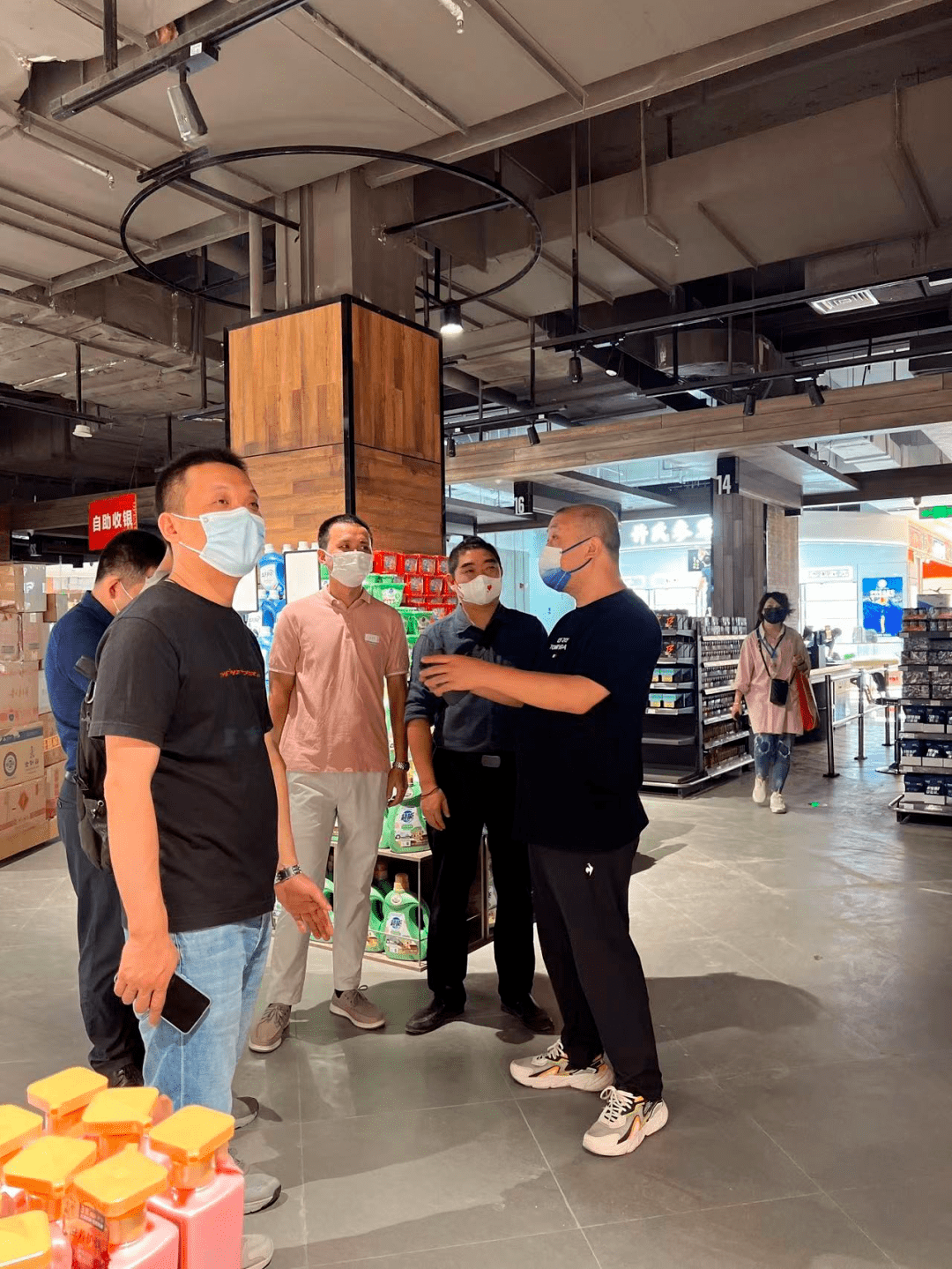 湖北雅斯超市,武汉首店今日亮相._连锁_消费者_艺术化