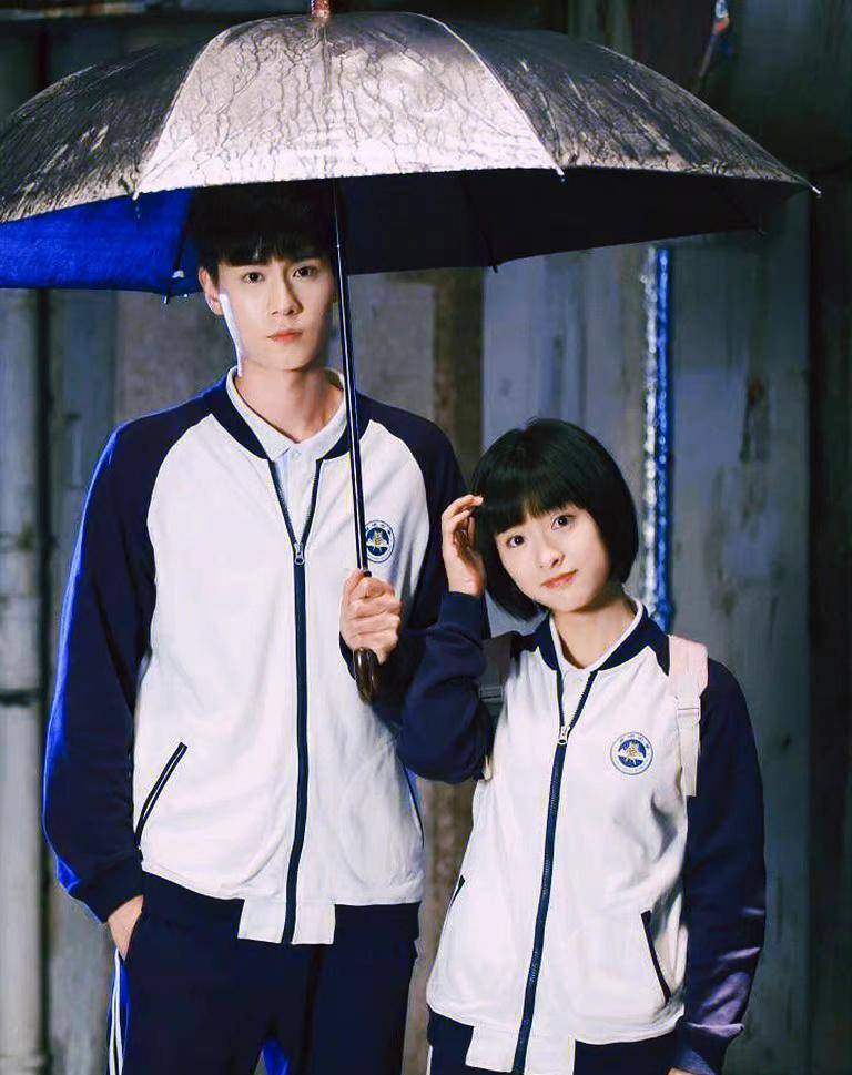 胡一天给沈月陈哲远《我的反派男友》打call,死去的回忆攻击我_陈小希