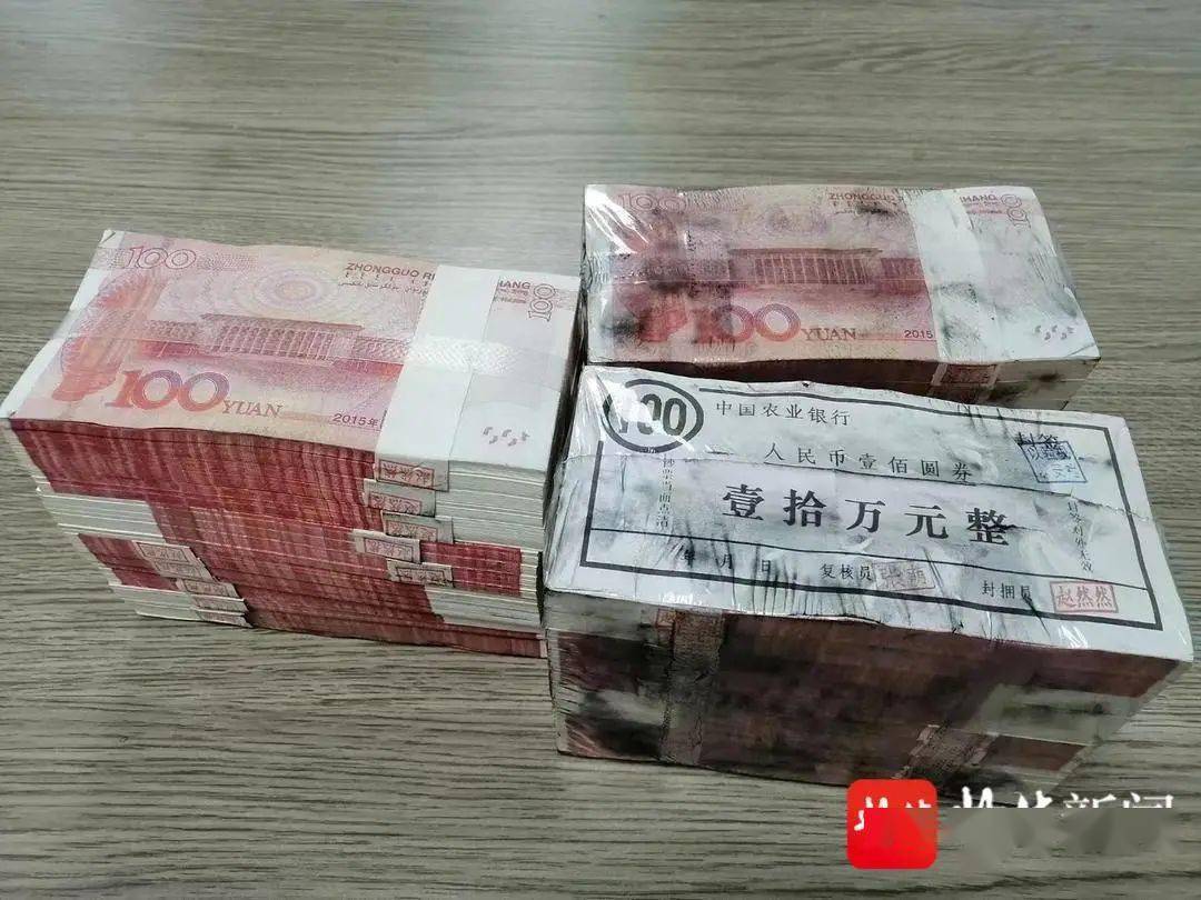 男子“豪掷”30万“现金”买车，结果…_搜狐网