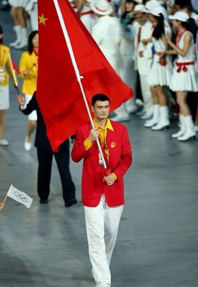 姚明出征奥运会!