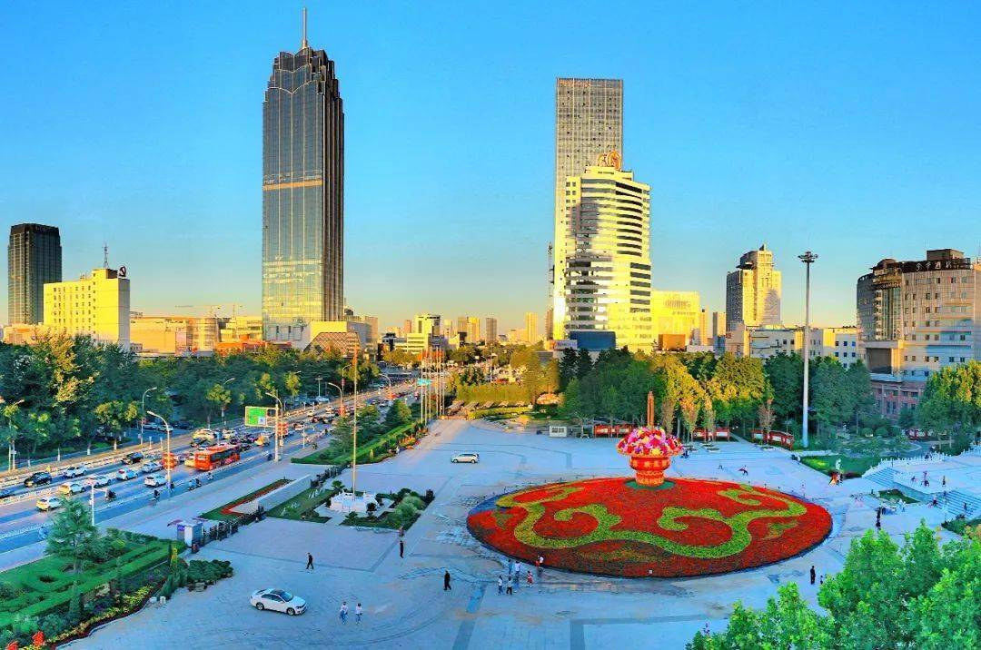 喜迎二十大丨220万盆鲜花"盛装"扮靓古城_花坛_菊花_花卉