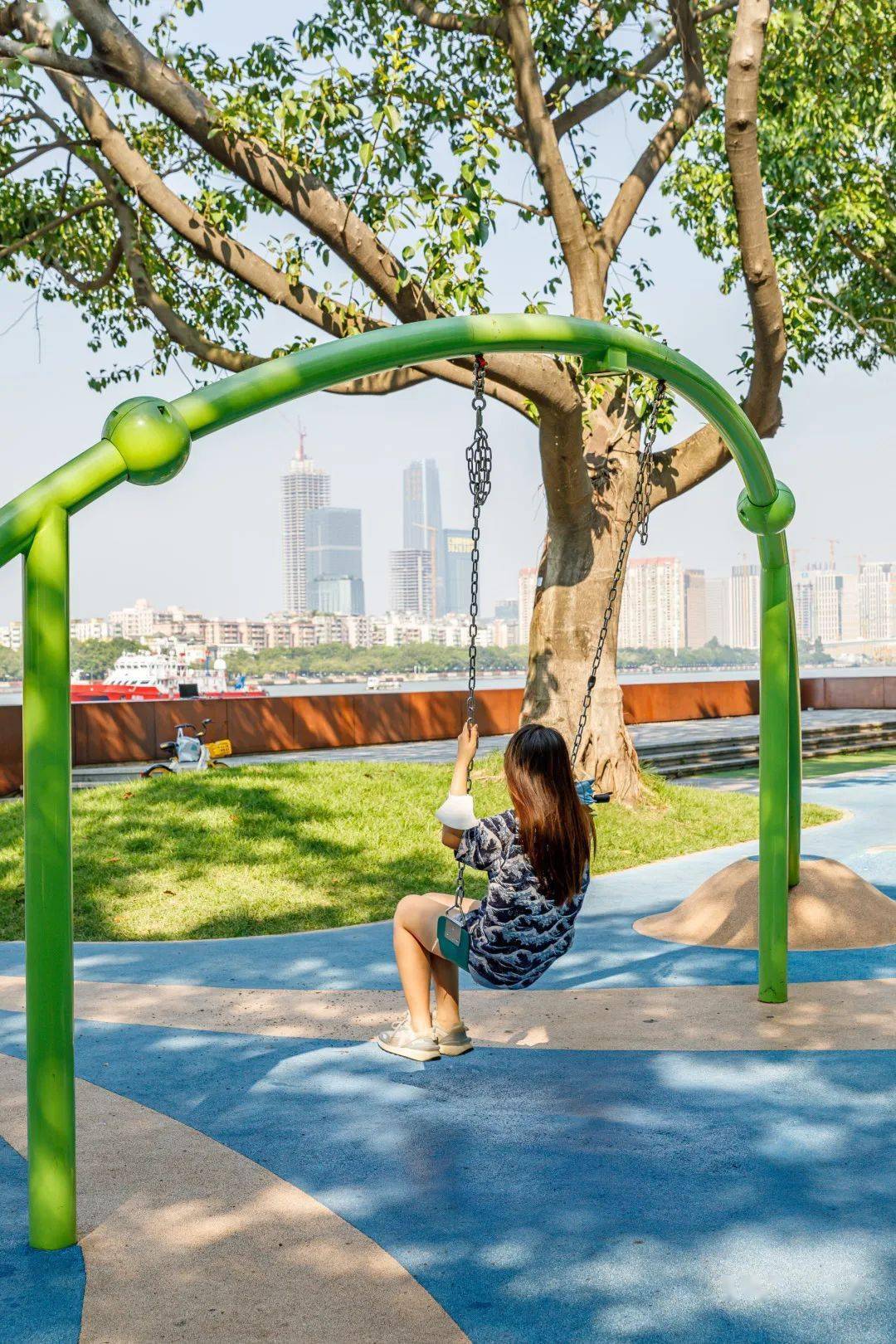 亲水公园74开放时间:全天免费99地址:海珠区琶洲街道阅江中路会展