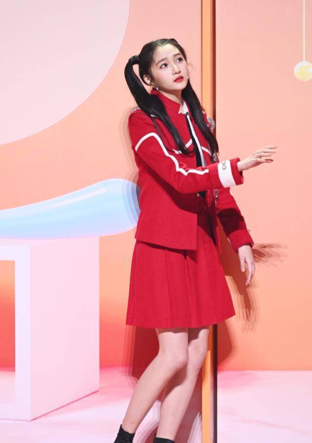 当关晓彤cos"艾莎公主",被关十级滤镜,粉丝差点认不出_造型_因为_时候