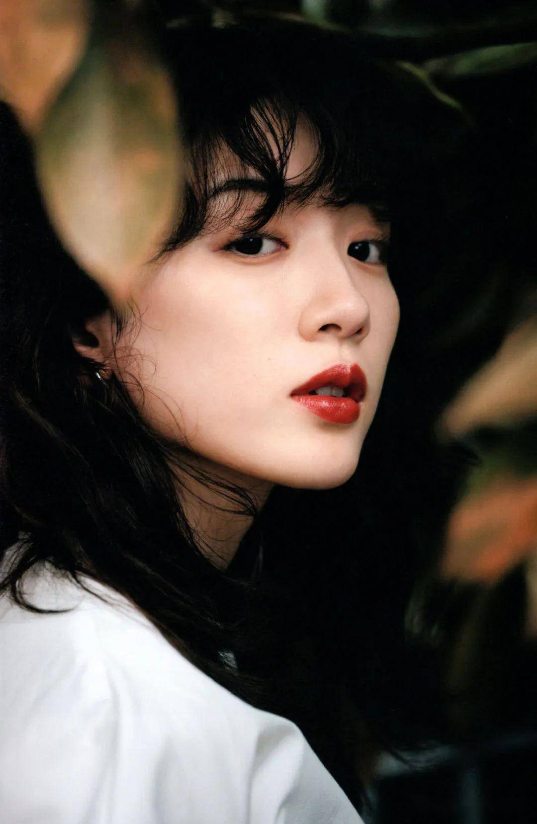 女星永野芽郁《cyan》杂志封面大片,透明感秋日妆容楚楚动人_日本