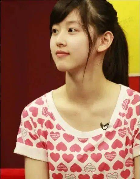 章泽天怀二胎!坐拥千亿财富,不在乎老公出轨