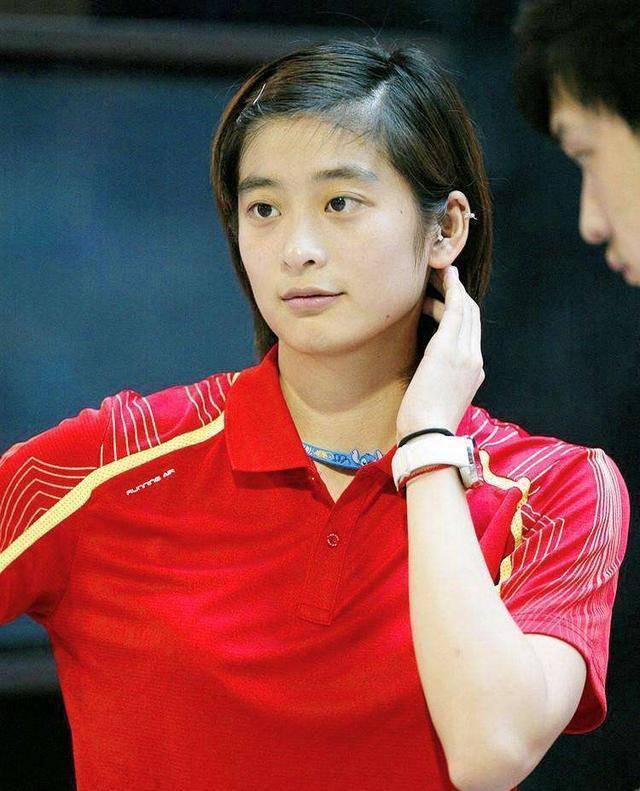 30岁的国羽第一女神,肤白貌美气质佳_王琳_羽毛球_女单