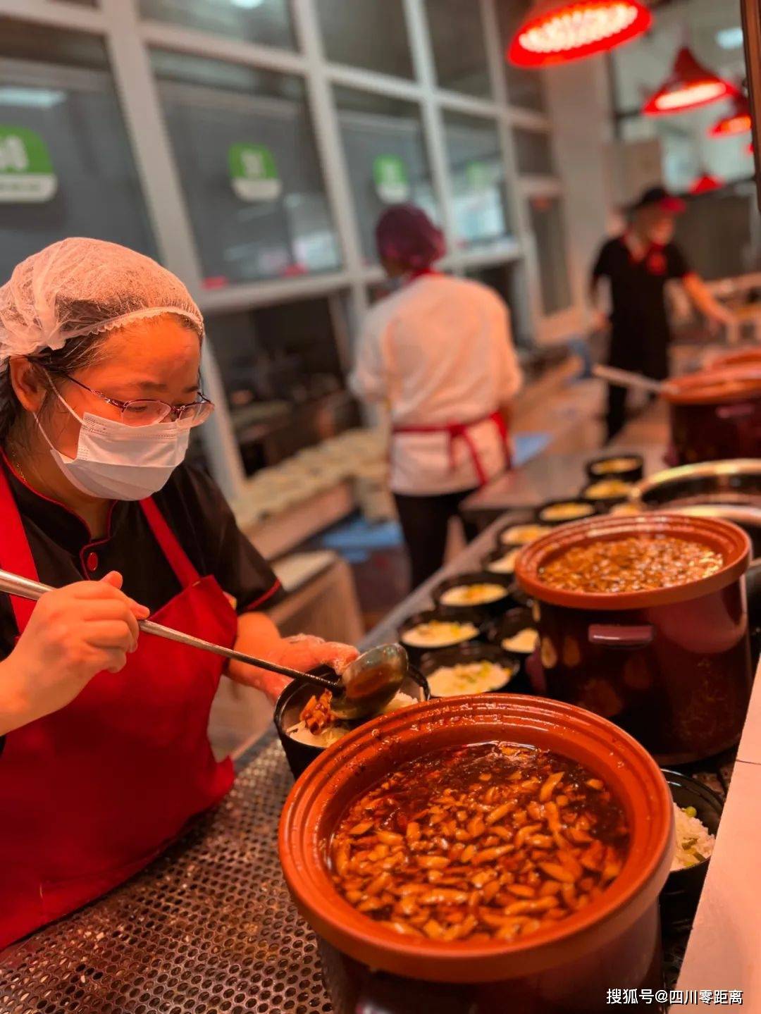 四川省江油中学:共担使命 共克时艰