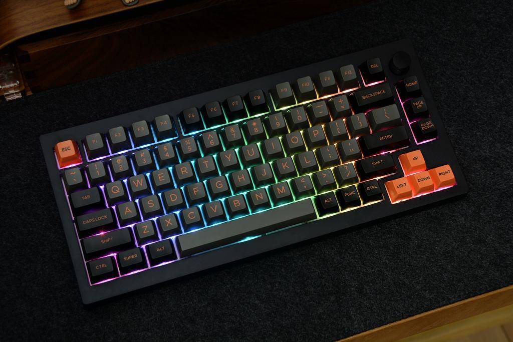 人生第一把客制化键盘就是它了,贱驴A3落日橙客制化套件体验